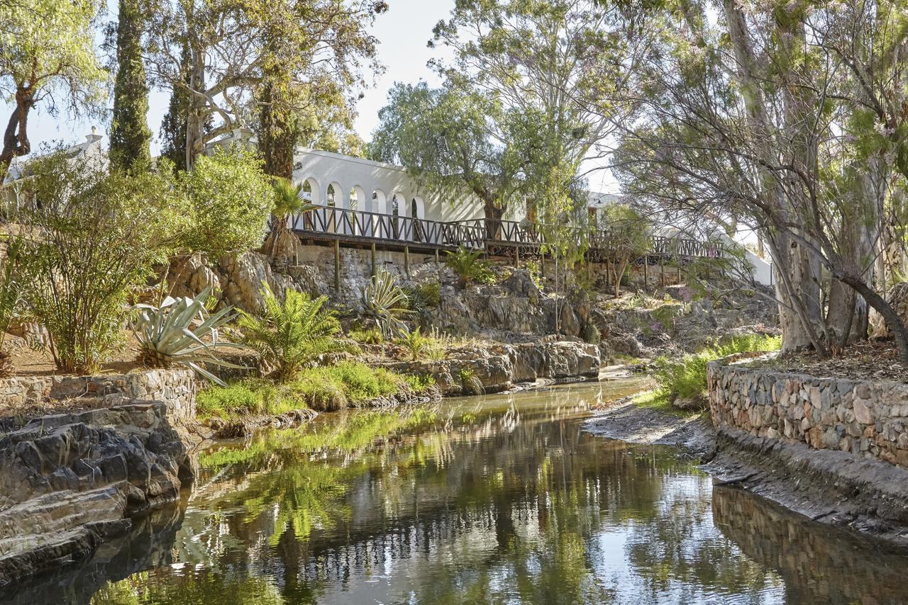 Lord Milner Hotel Matjiesfontein Екстериор снимка