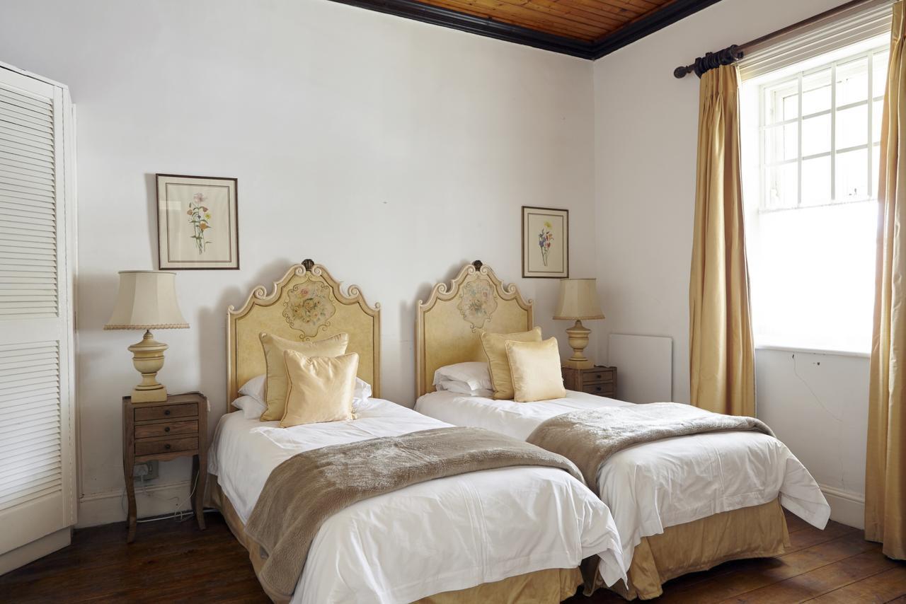 Lord Milner Hotel Matjiesfontein Екстериор снимка