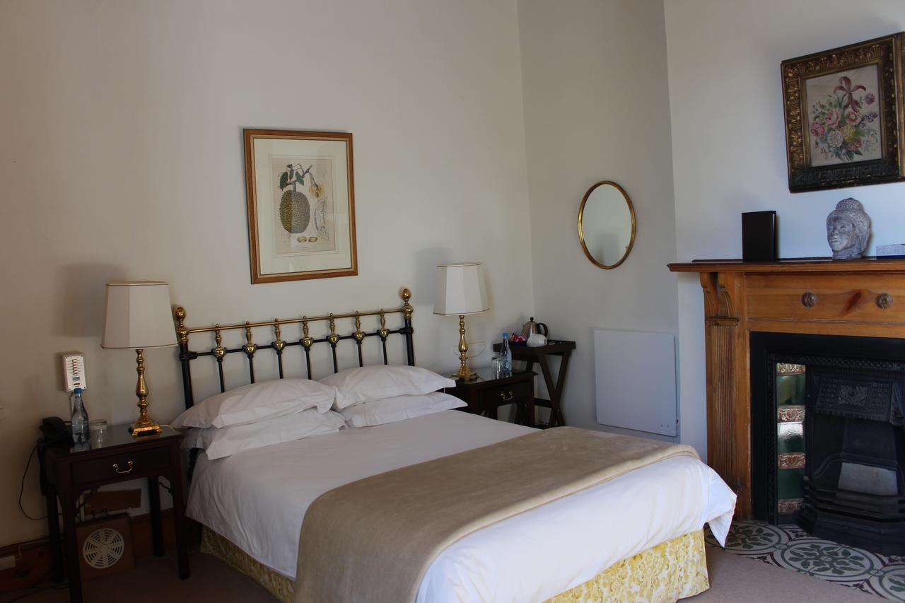 Lord Milner Hotel Matjiesfontein Екстериор снимка