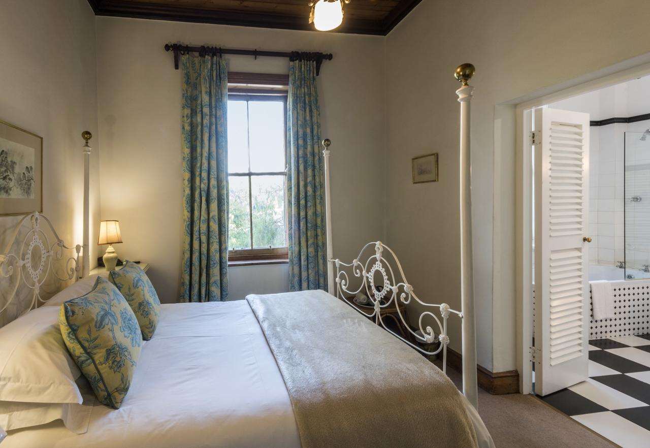 Lord Milner Hotel Matjiesfontein Екстериор снимка